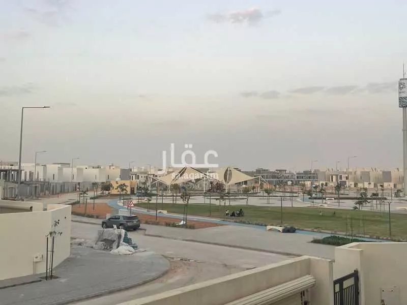 4 bedroom villa in Al Janadriyah 23