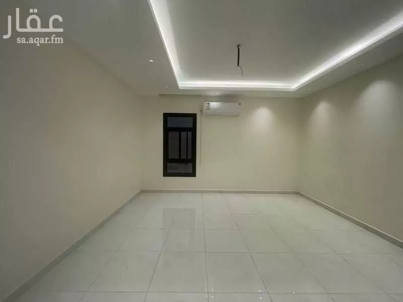 4 bedroom villa in Al Janadriyah 28