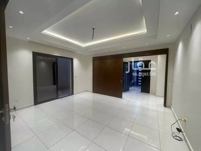 4 bedroom villa in Al Janadriyah 7