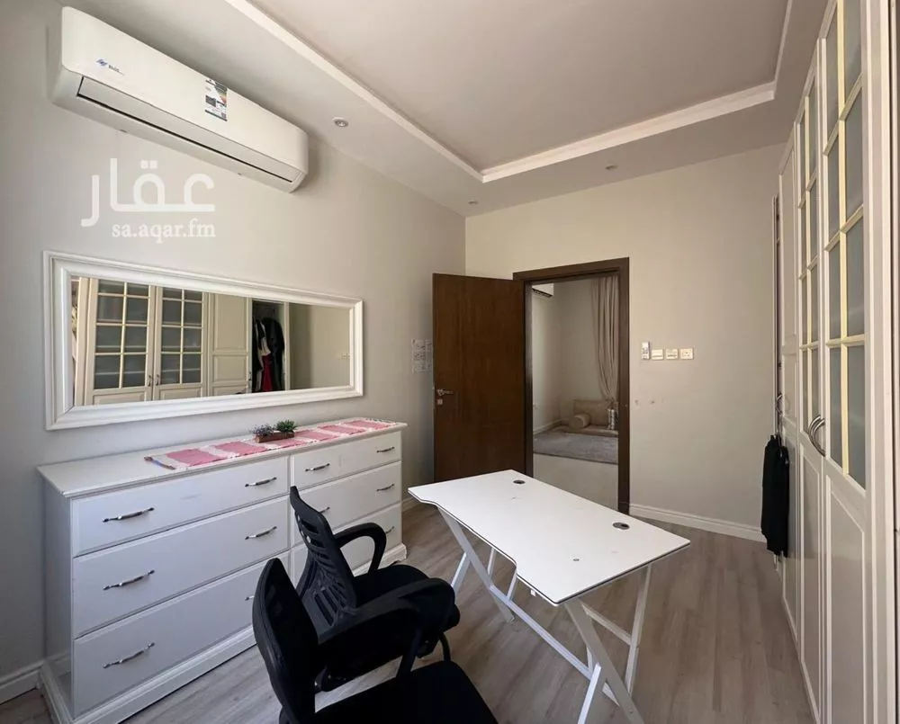 5 bedroom villa in Al Aridh 14