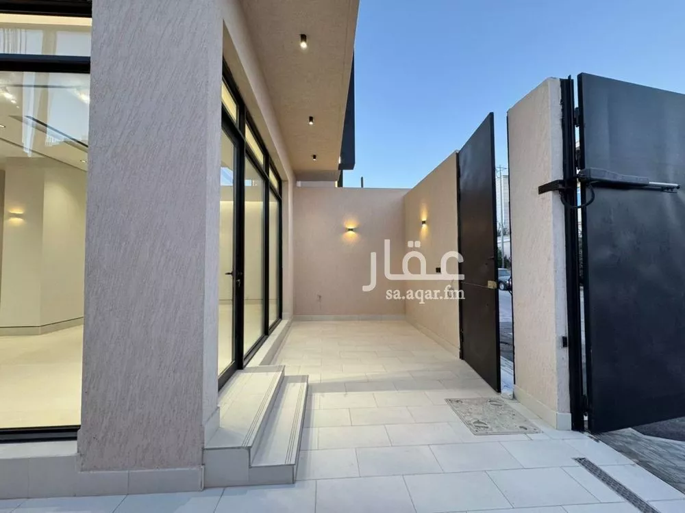 4 bedroom villa in Al Narjis 12