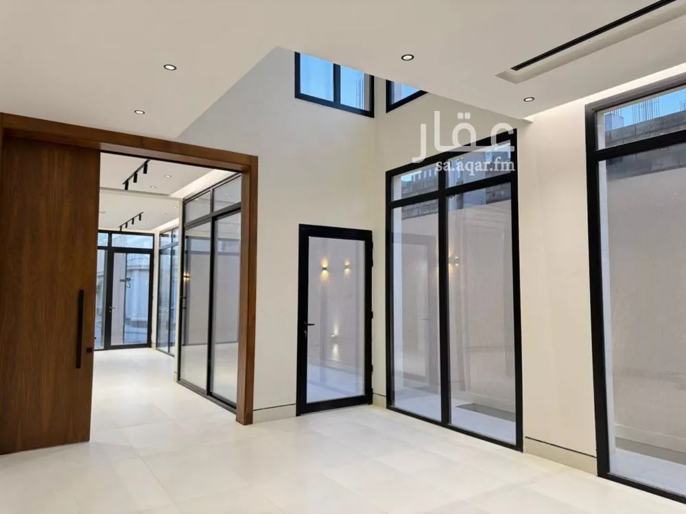4 bedroom villa in Al Narjis 16