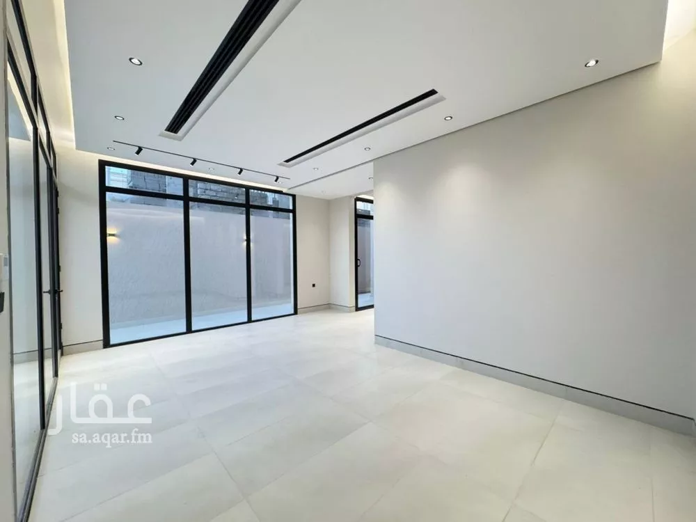4 bedroom villa in Al Narjis 18