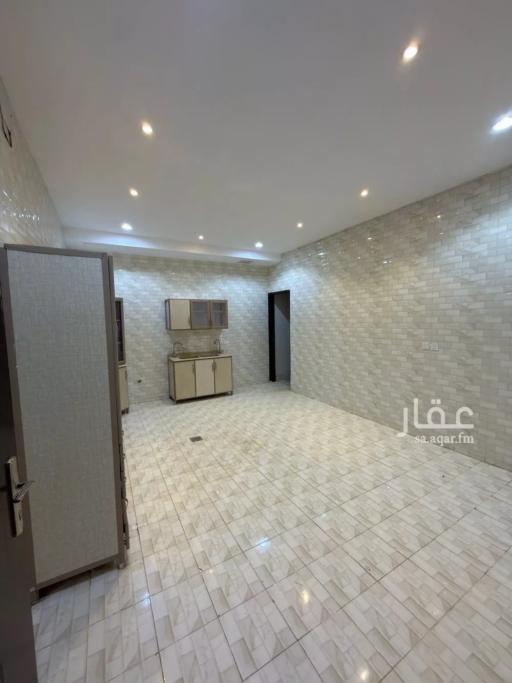 7 bedroom villa in Al Aridh 4