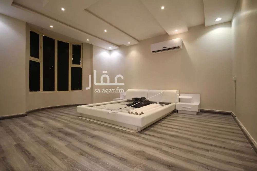 فيلا 4 غرف في ظهرة لبن 13