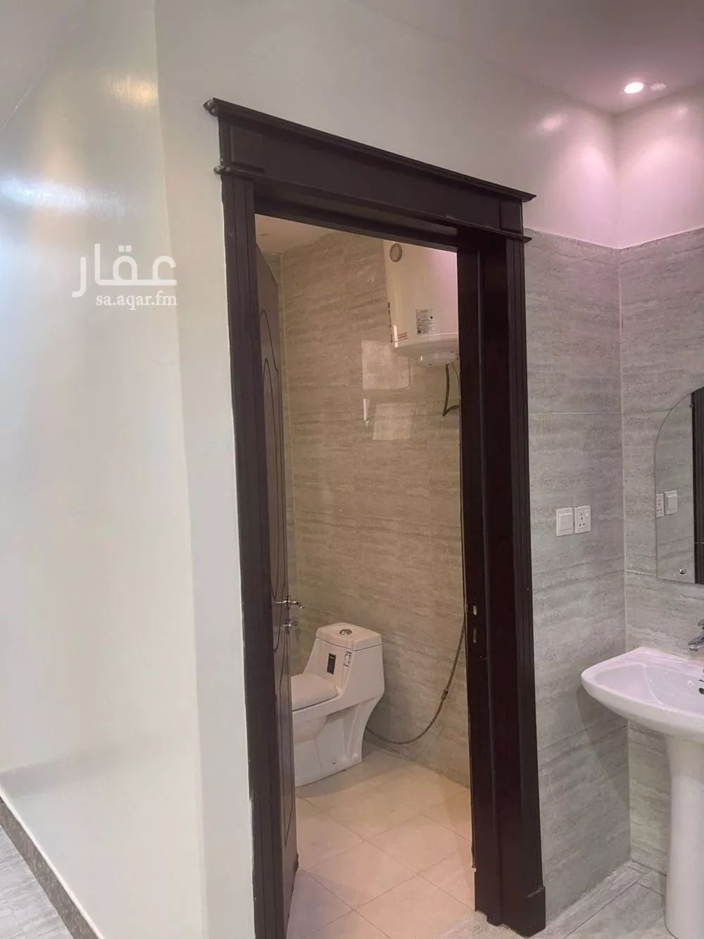 فيلا 7 غرف في طويق 12