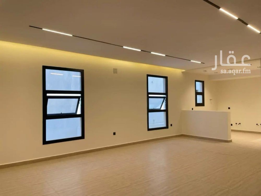 4 bedroom villa in As Suwaidi Al Gharabi, Riyadh 3