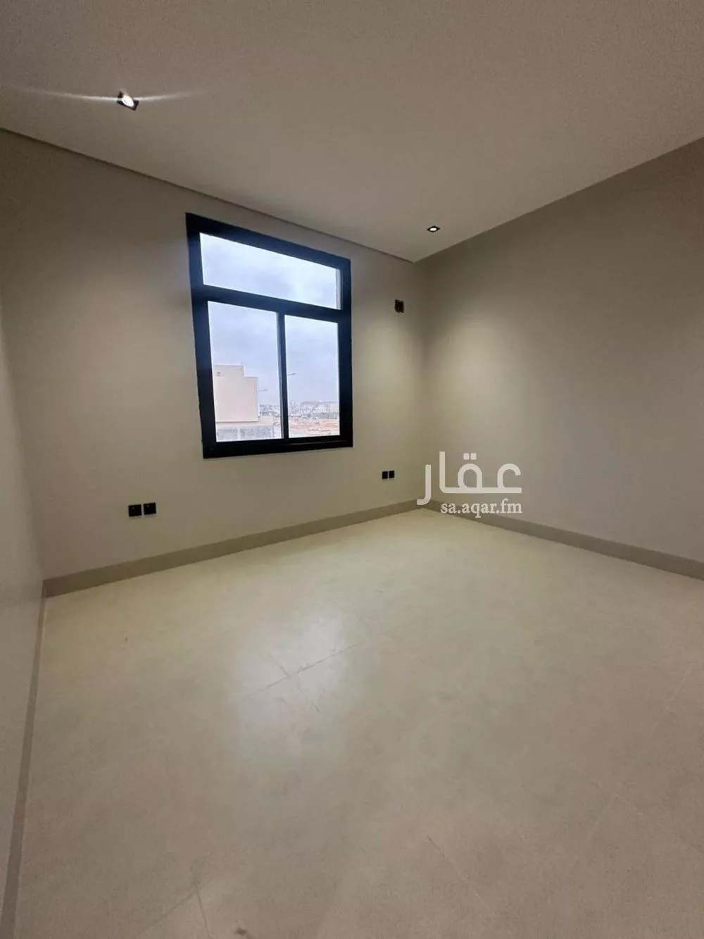 فيلا 5 غرف في الجنادرية 6