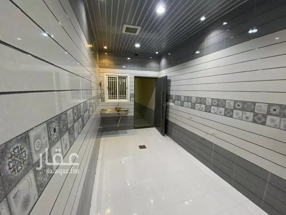 فيلا 5 غرف في الرمال 4