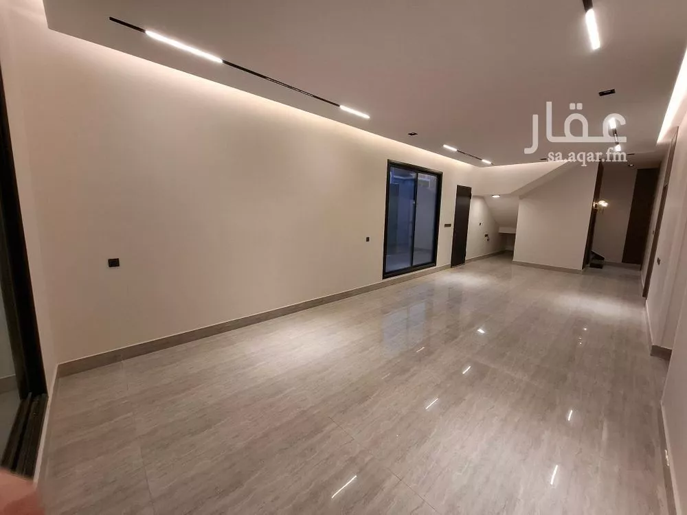 فيلا 5 غرف في الرمال 18