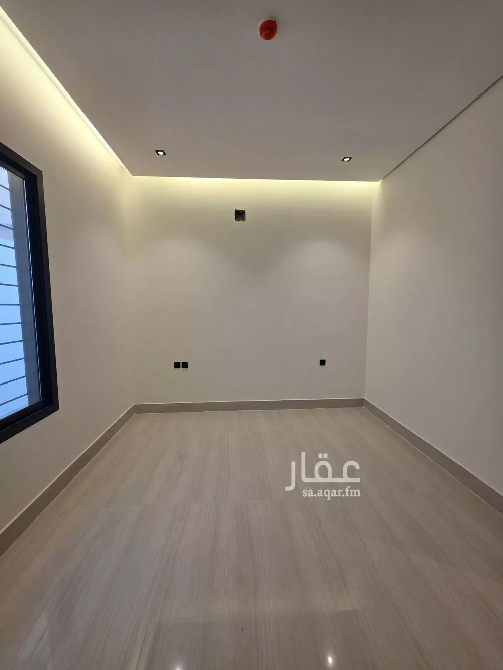 8 bedroom villa in Dhahrat Laban 3