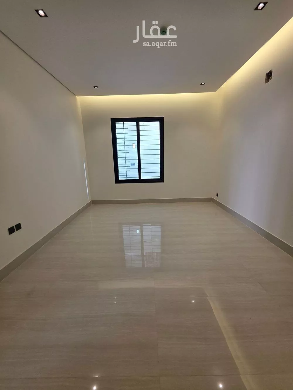8 bedroom villa in Dhahrat Laban 6