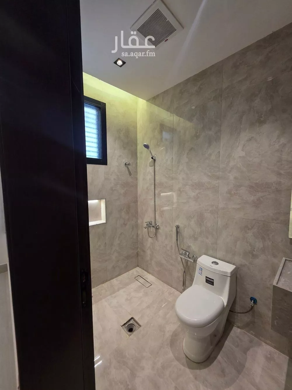 8 bedroom villa in Dhahrat Laban 10