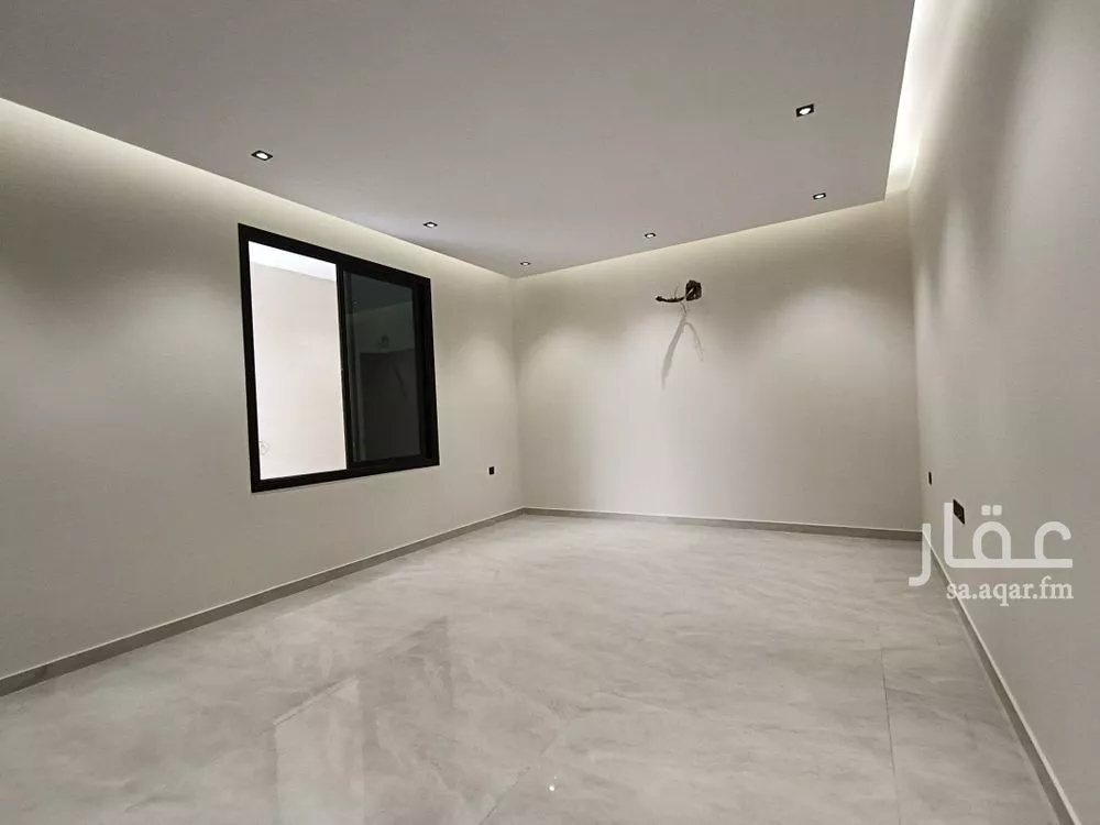 9 bedroom duplex in Al Shifa 14