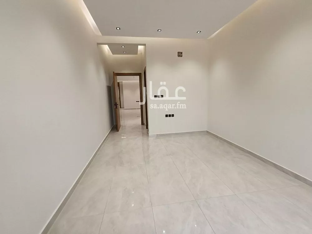 9 bedroom duplex in Al Shifa 18