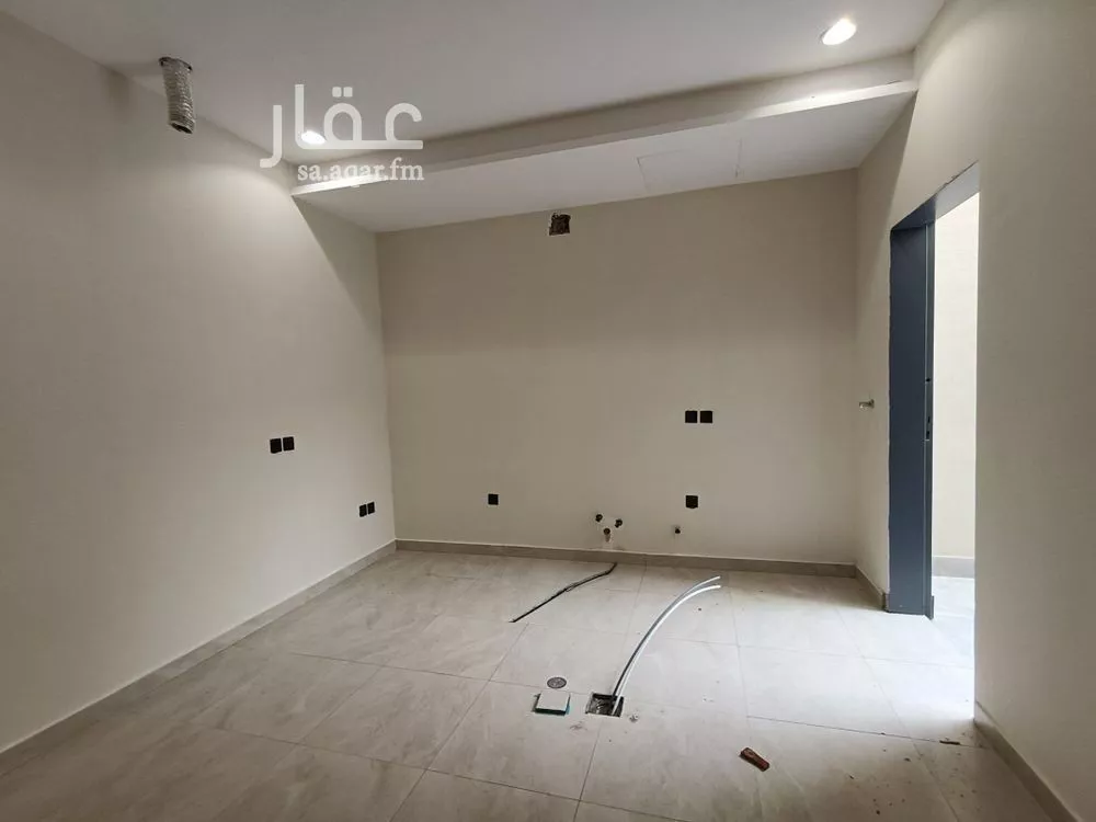 9 bedroom duplex in Al Shifa 3
