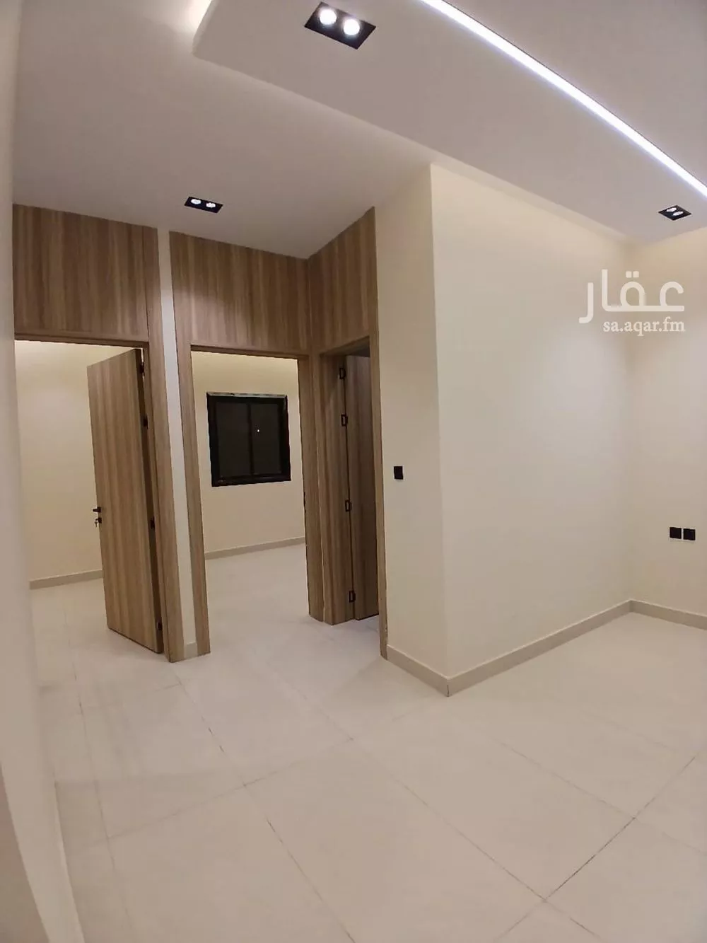 فيلا 7 غرف في الشرق 4