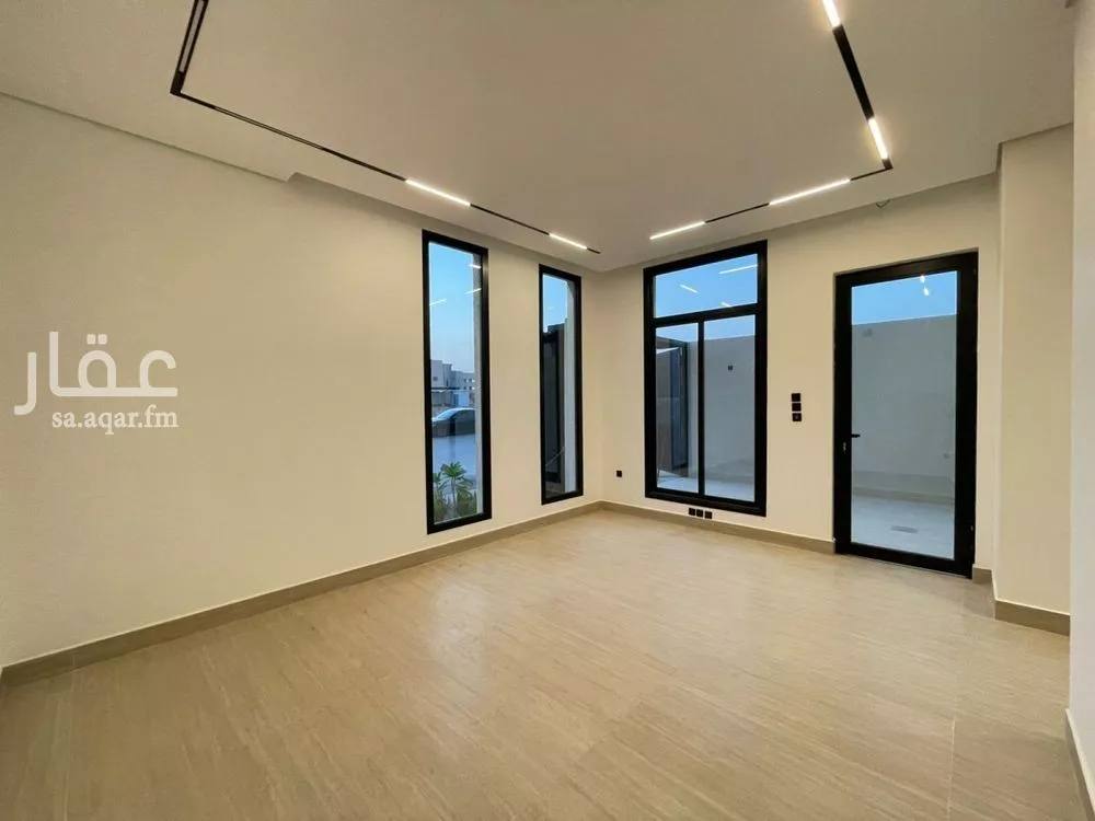 5 bedroom villa in Al Mahdiyyah 15