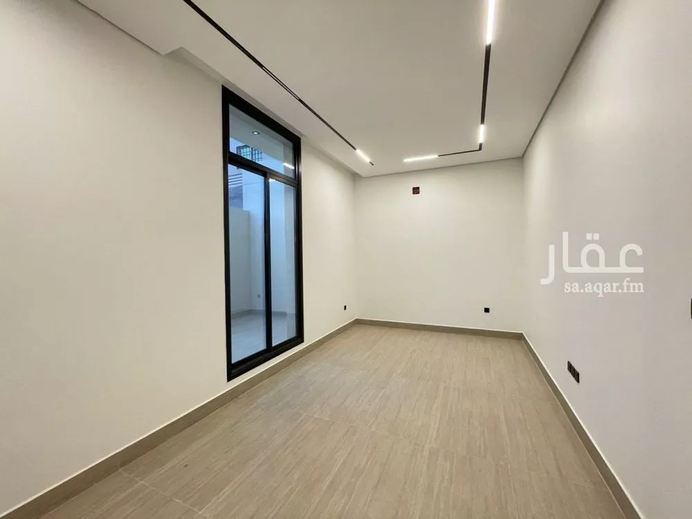 5 bedroom villa in Al Mahdiyyah 9