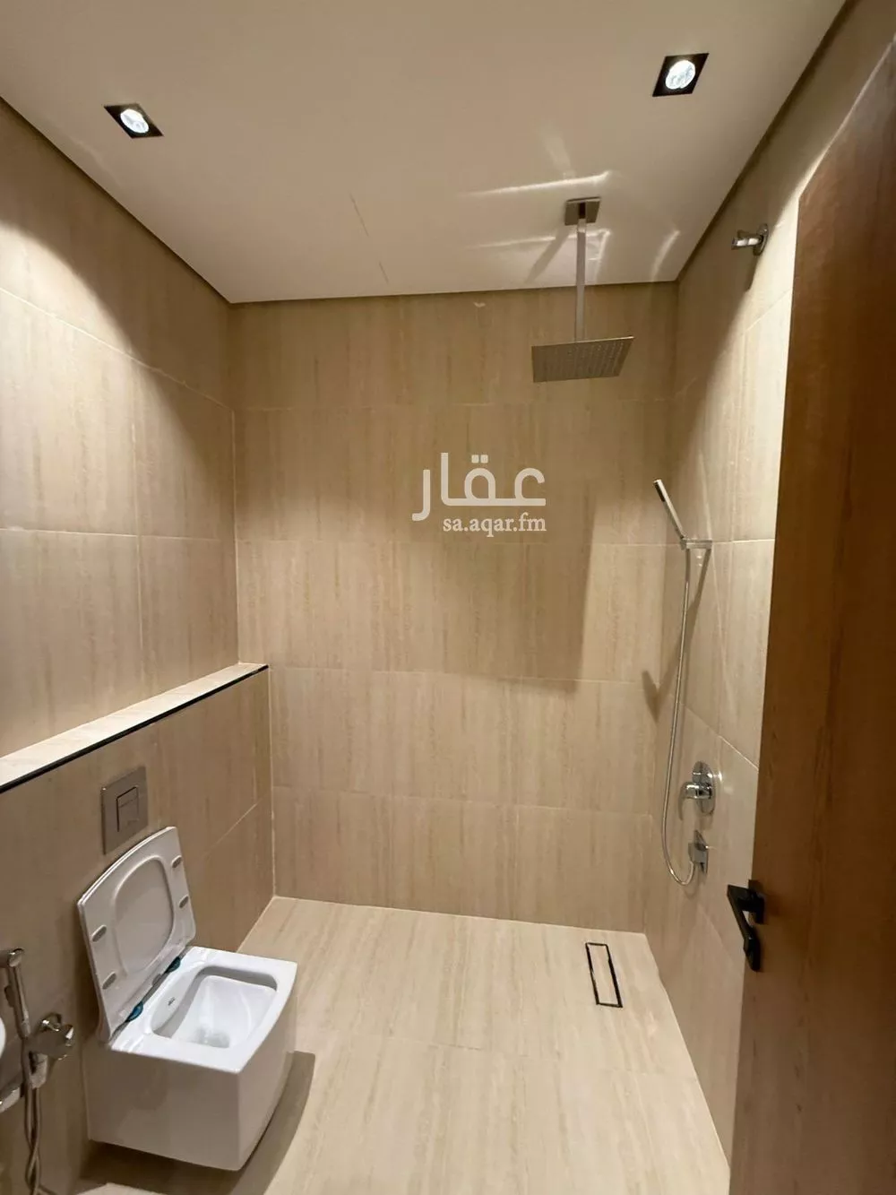 فيلا 6 غرف في الشفا 11
