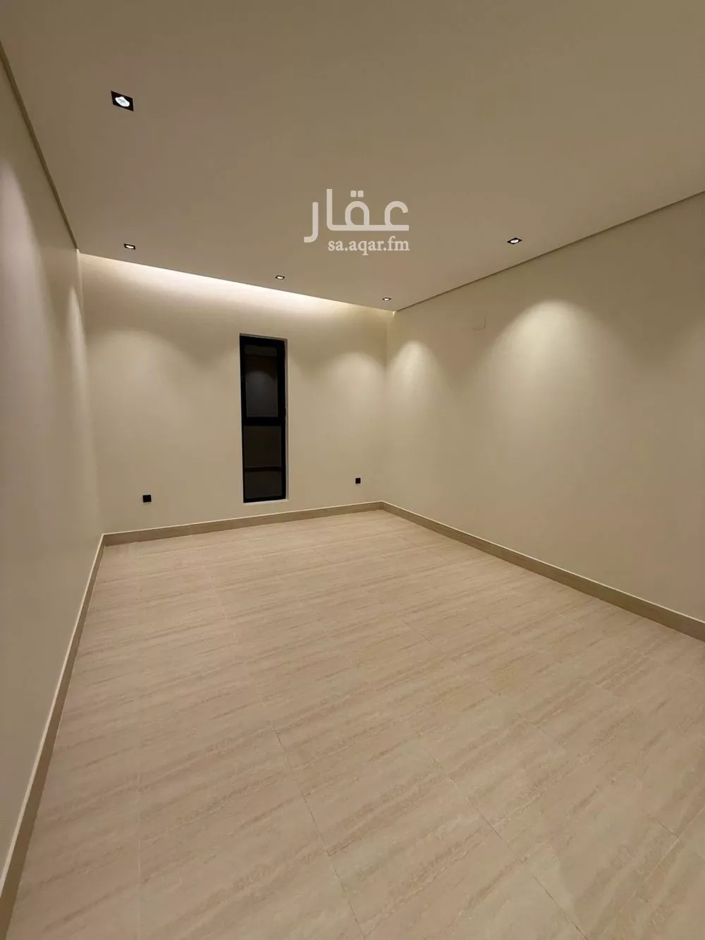 فيلا 6 غرف في الشفا 10