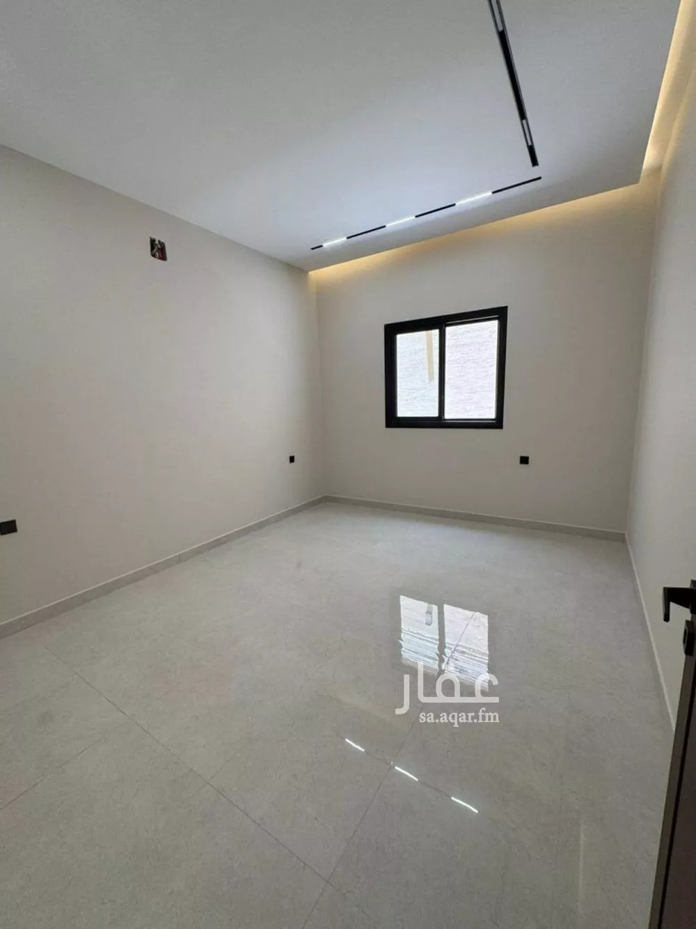 فيلا 5 غرف في ظهرة نمار 8