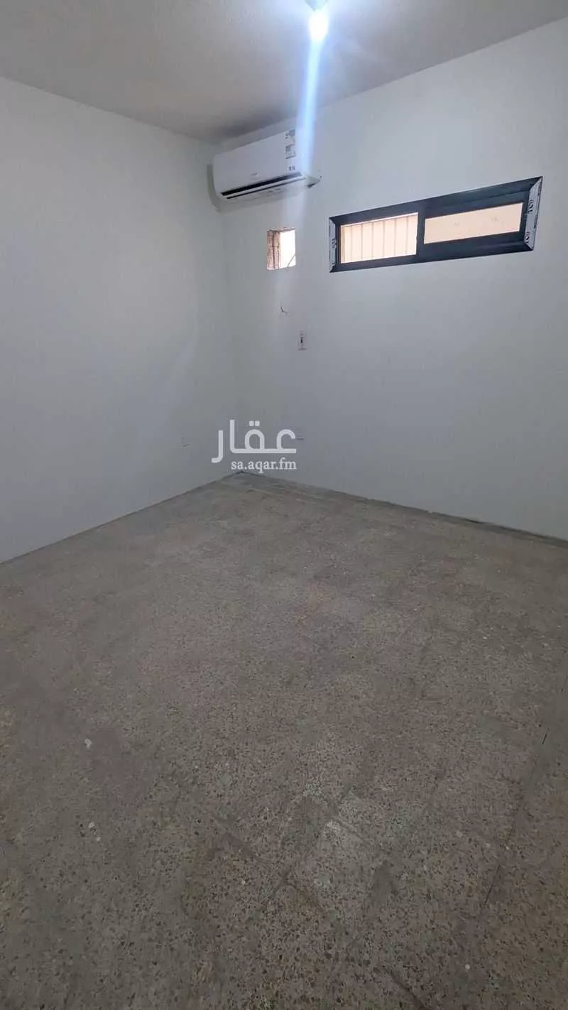 734 sqm building in As Saadah 11
