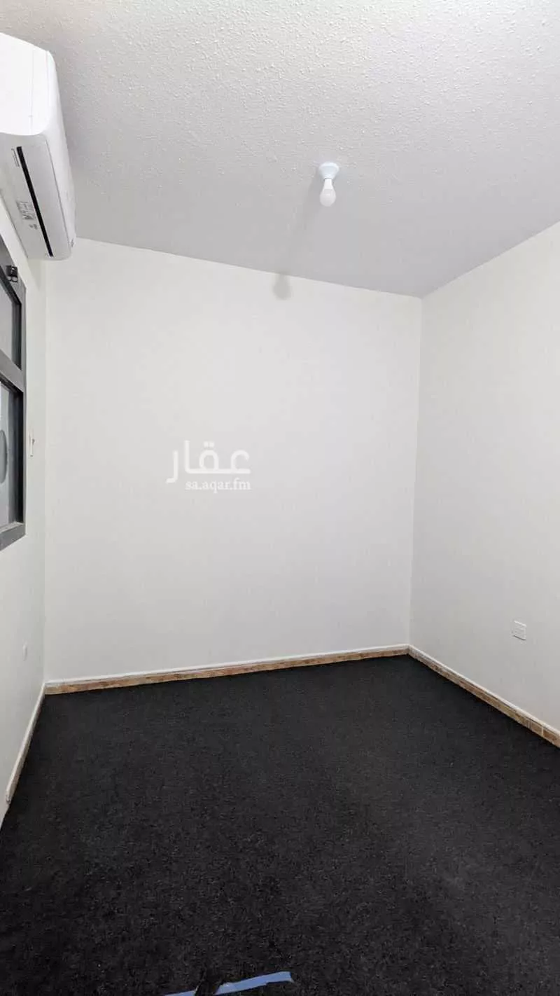 734 sqm building in As Saadah 5