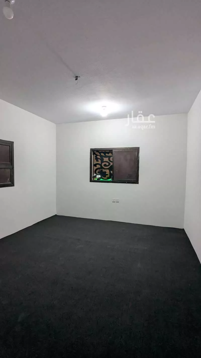 734 sqm building in As Saadah 7