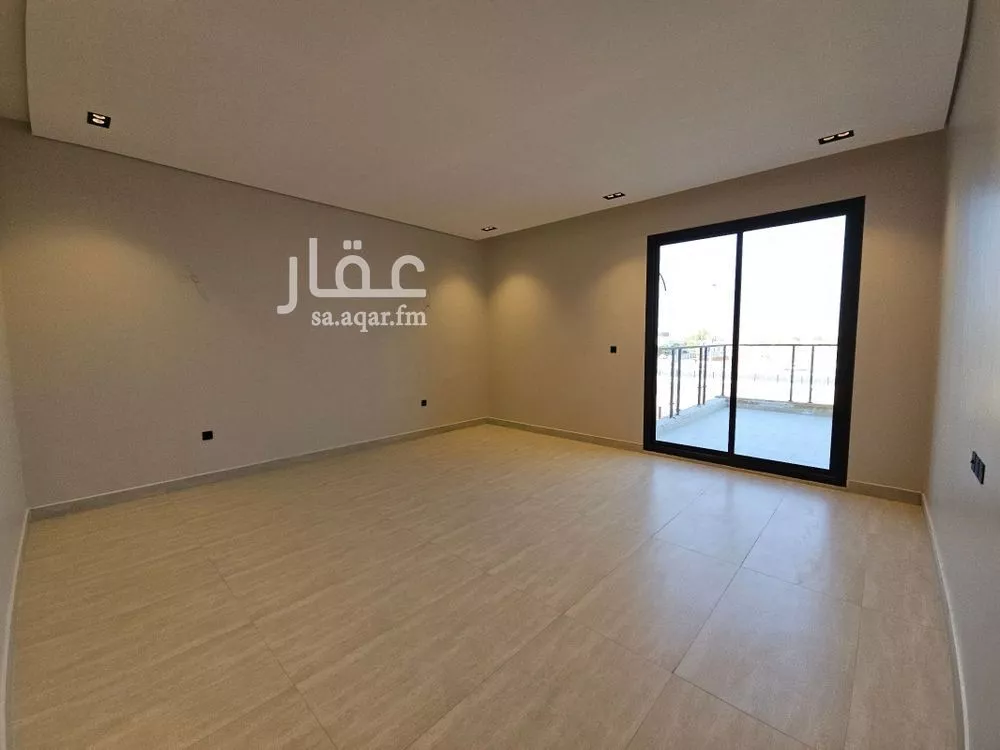 5 bedroom villa in Al Rimal 25