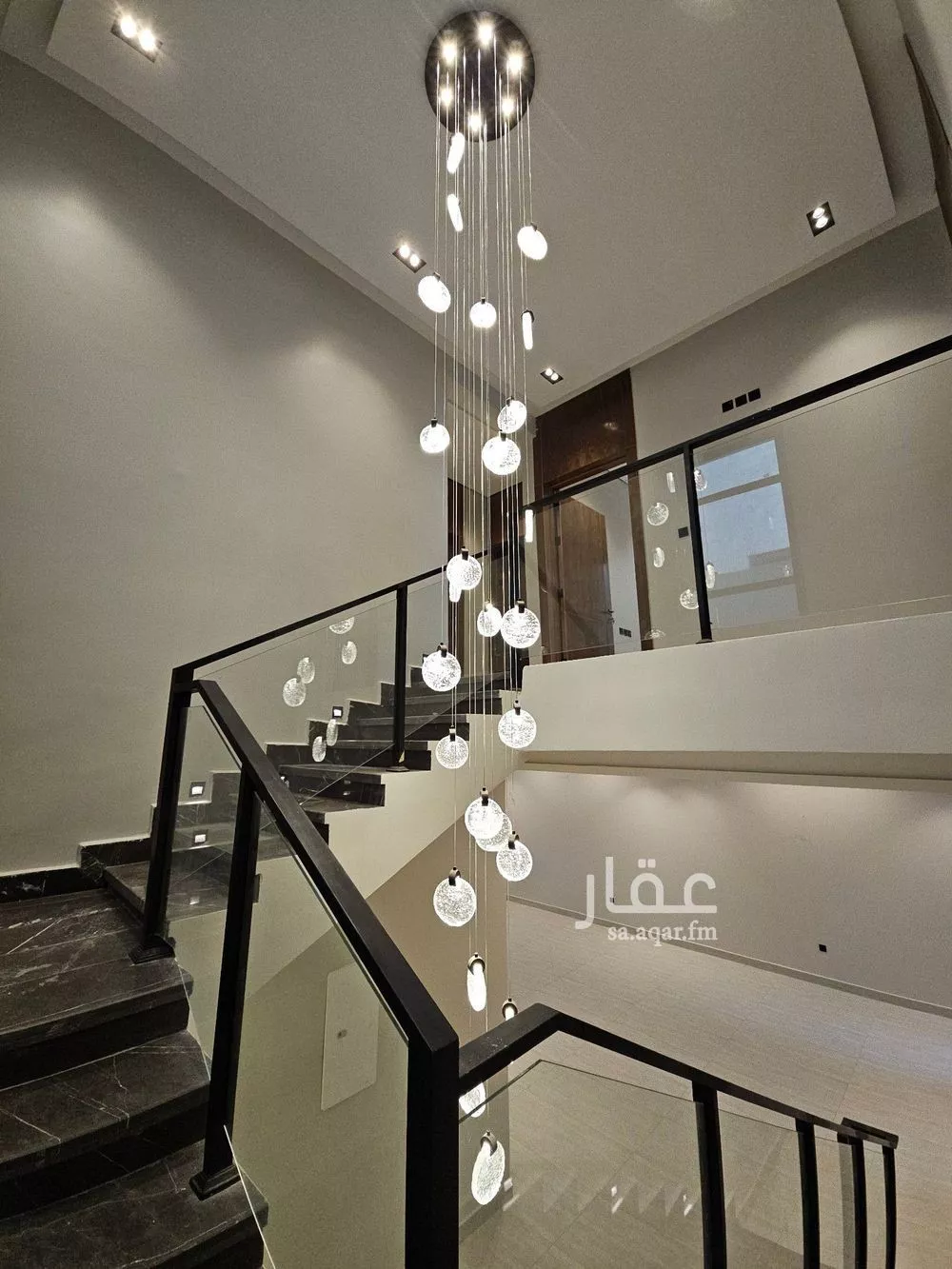 5 bedroom villa in Al Rimal 6