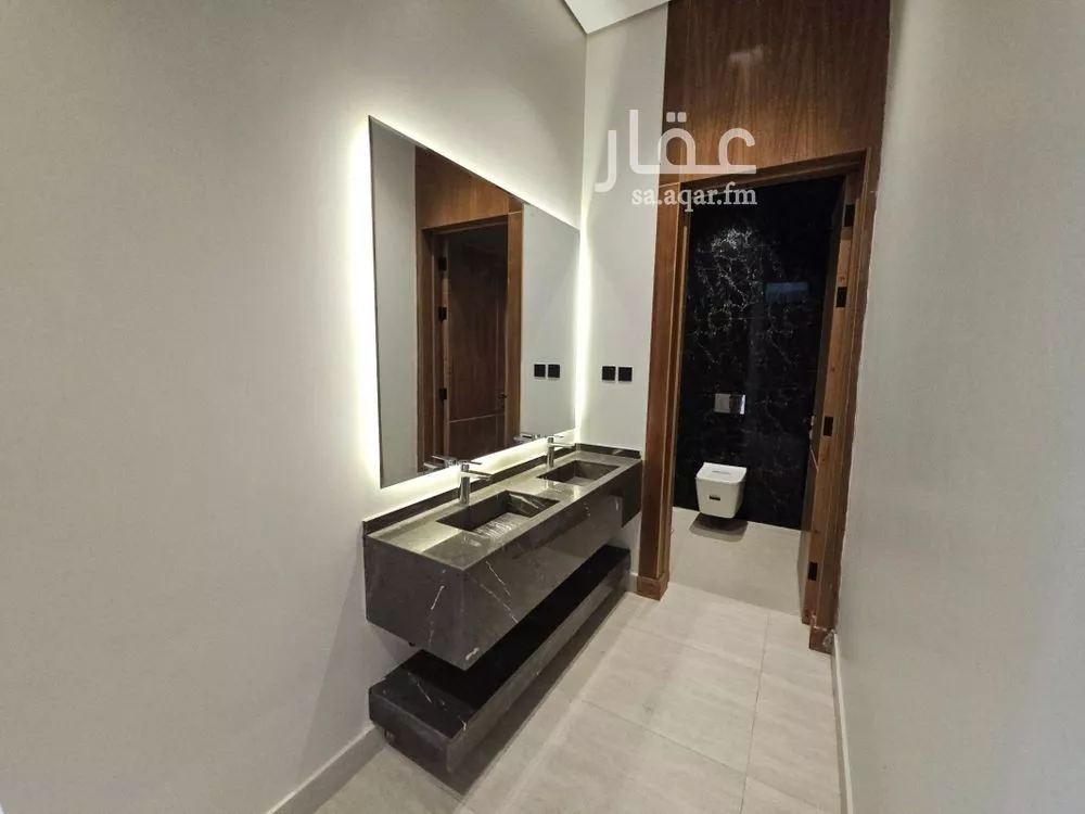 5 bedroom villa in Al Rimal 7