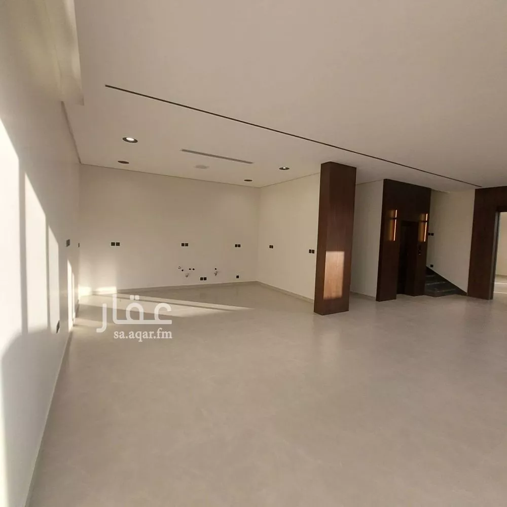 4 bedroom villa in Al Narjis 6