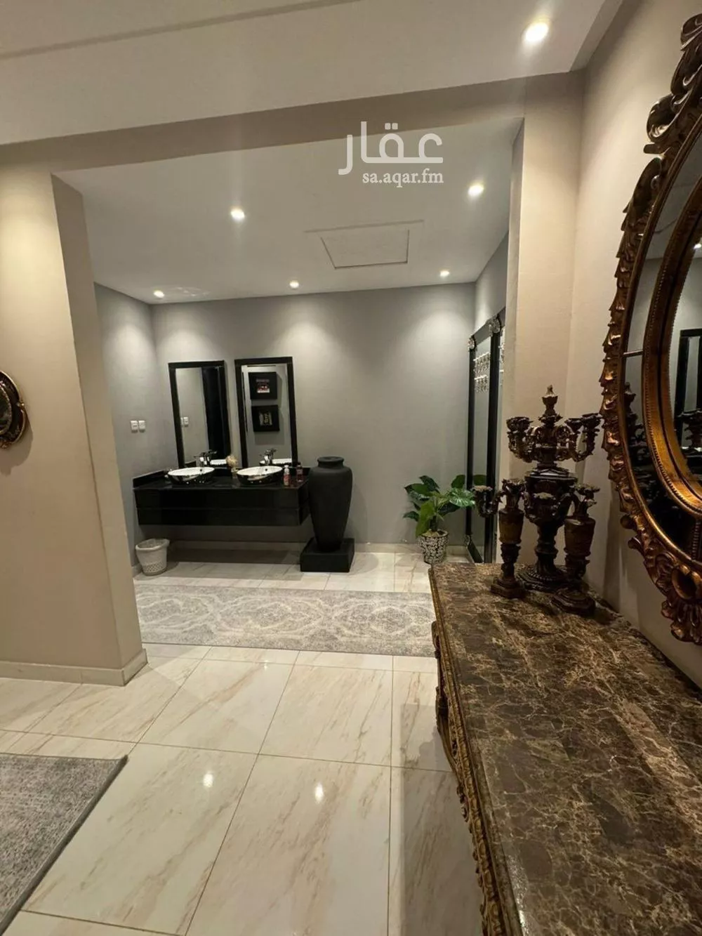 7 bedroom apartment in Irqah 7