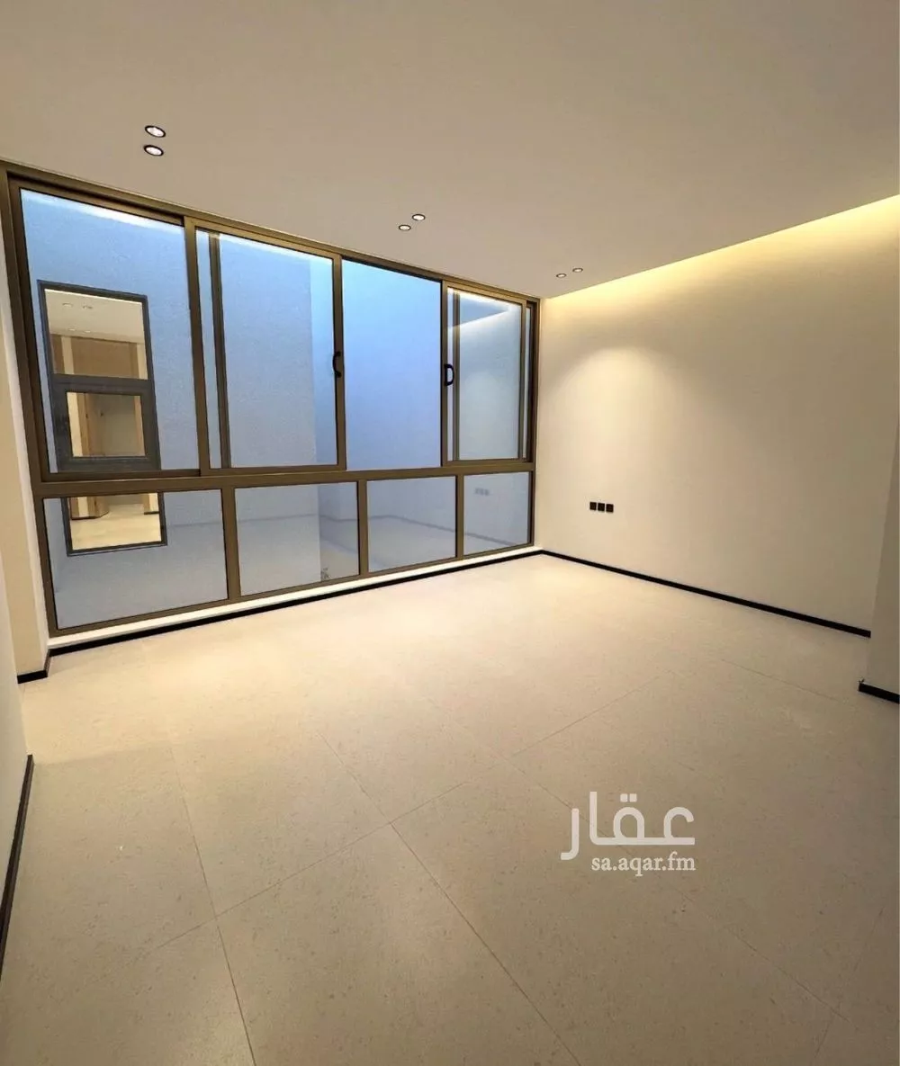 4 bedroom villa in Al Aridh 10