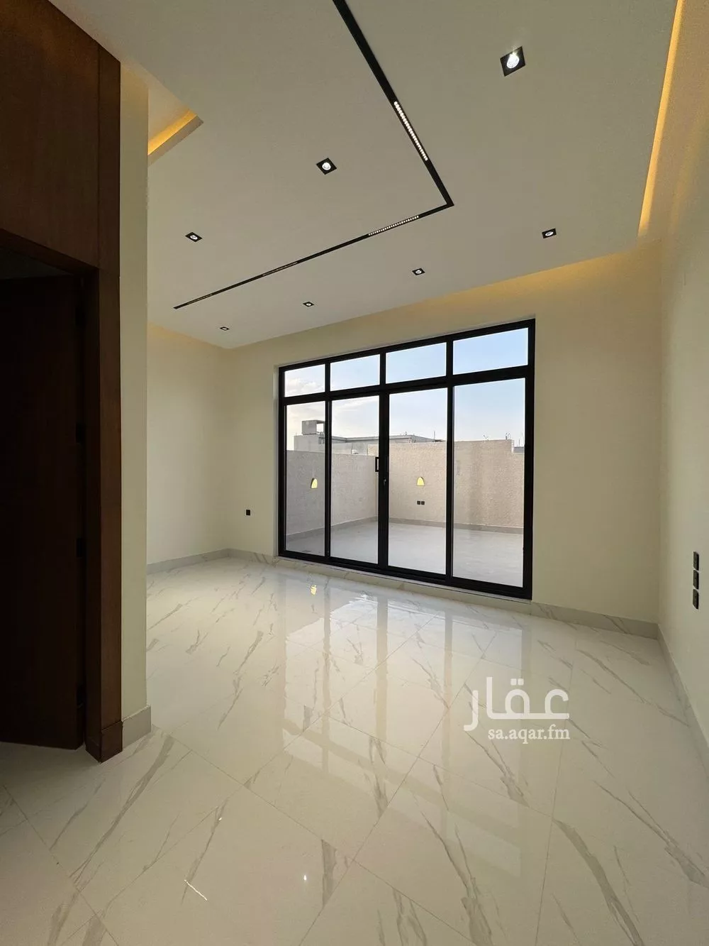 5 bedroom villa in Al Narjis 6