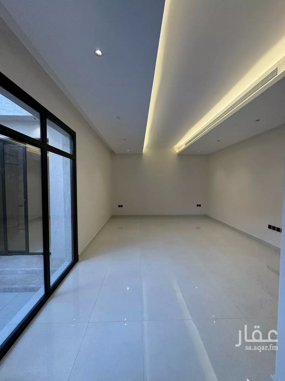 4 bedroom villa in Al Aridh 6