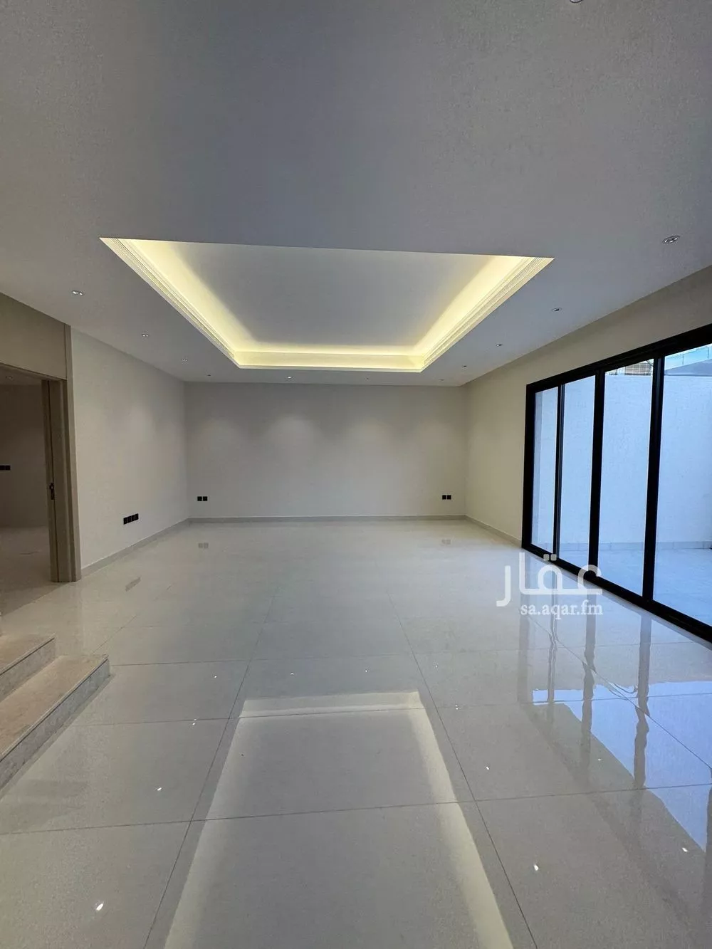 4 bedroom villa in Al Aridh 8