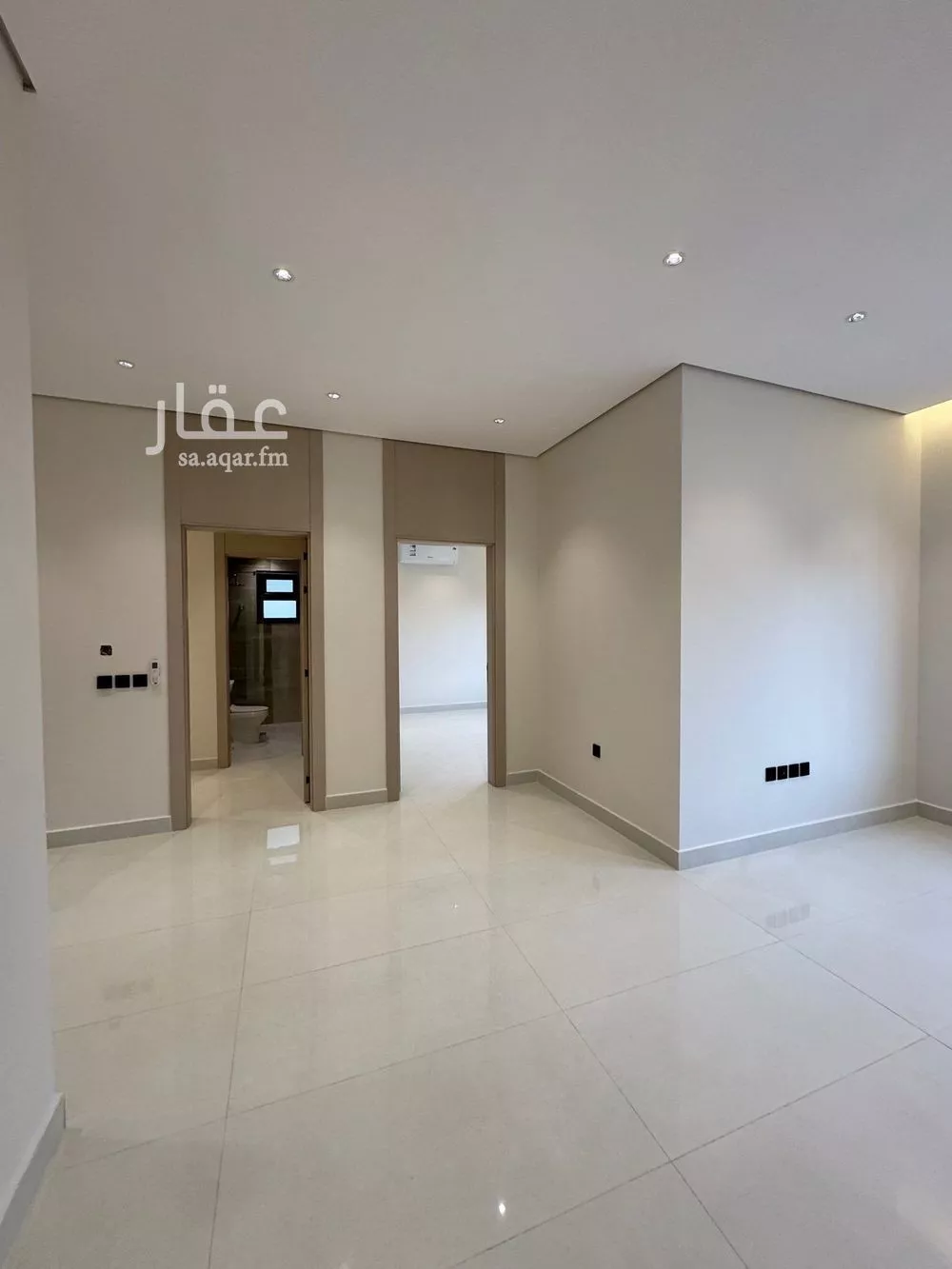 4 bedroom villa in Al Aridh 10