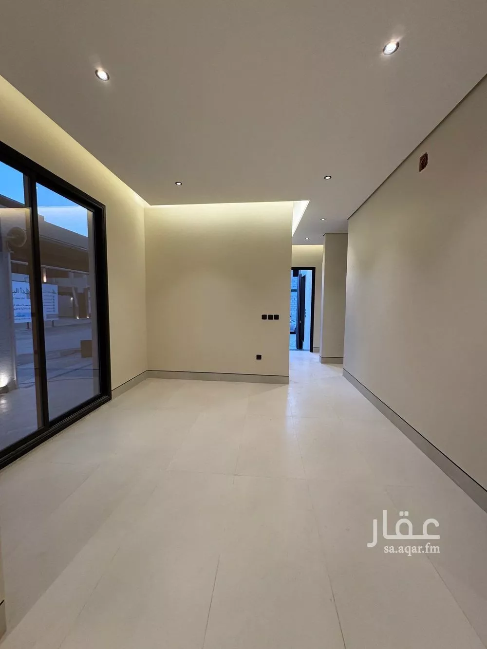5 bedroom villa in Al Aridh 3