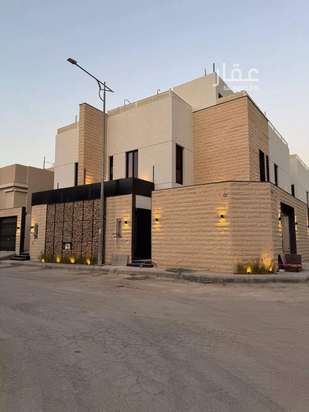 5 bedroom villa in Al Aridh 5
