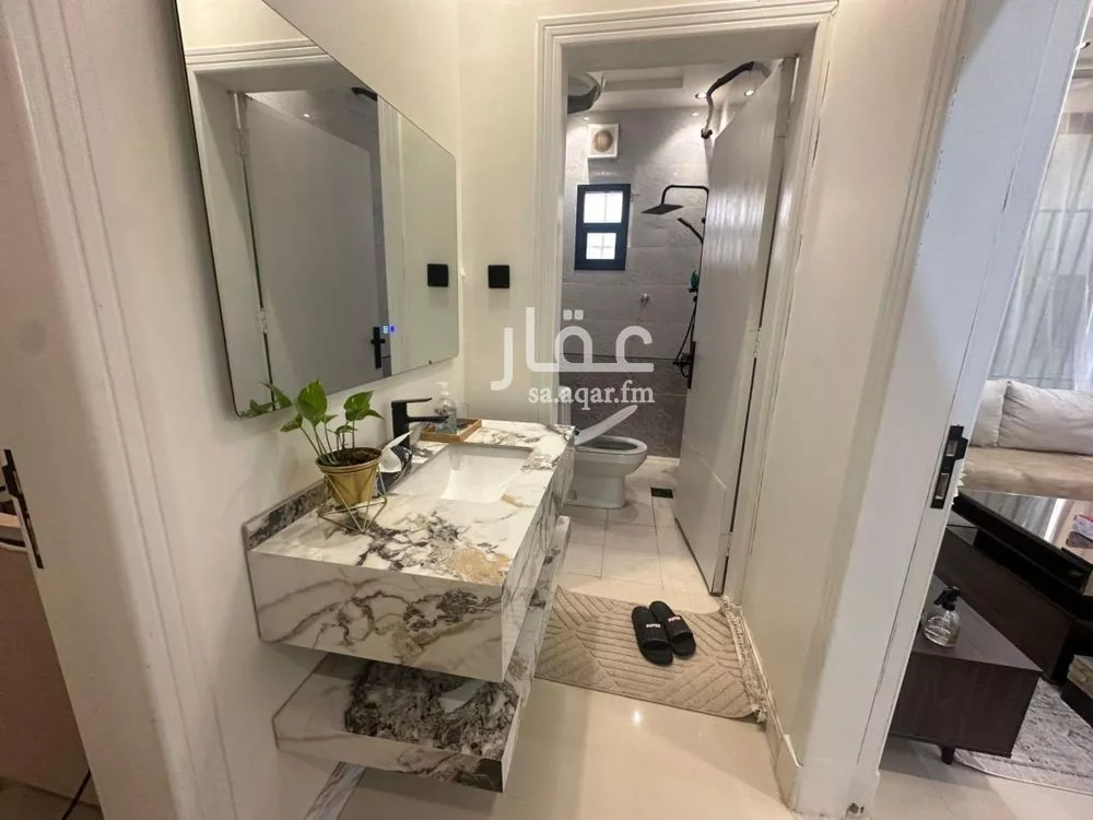 6 bedroom villa in Al Munsiyah 4