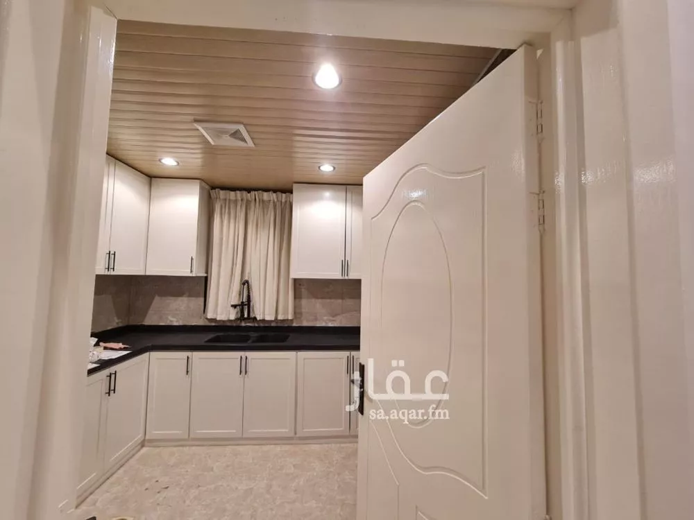 6 bedroom villa in Al Munsiyah 6