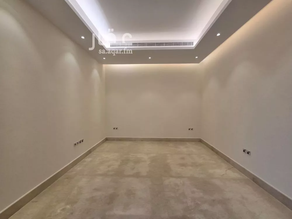 5 bedroom villa in Al Narjis 6