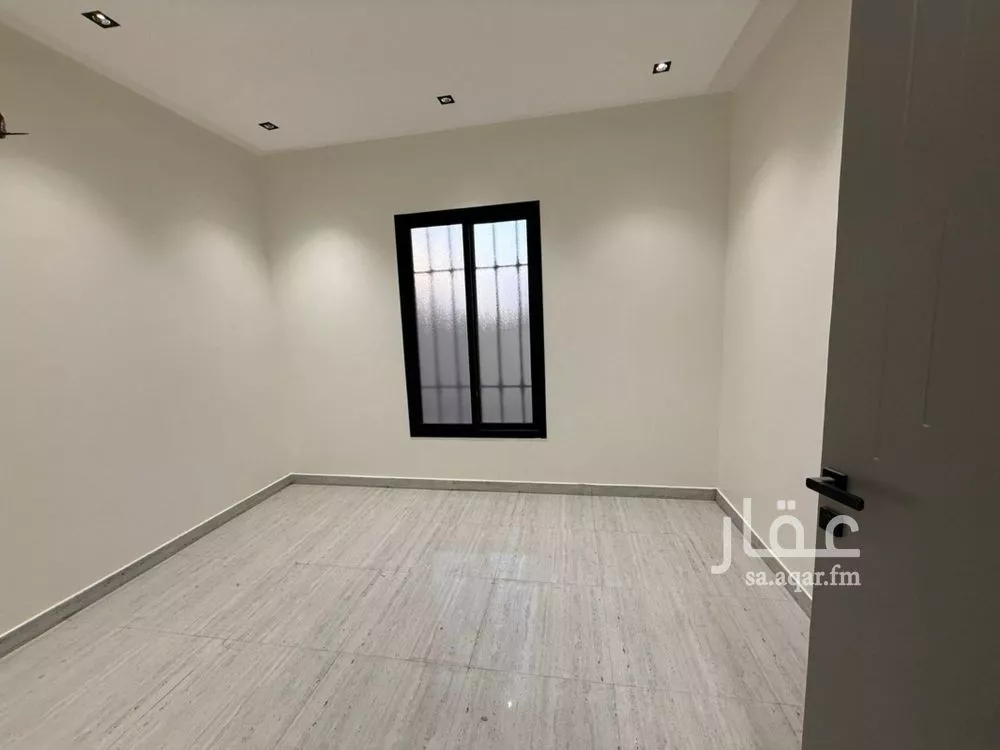 فيلا 5 غرف في طويق 21