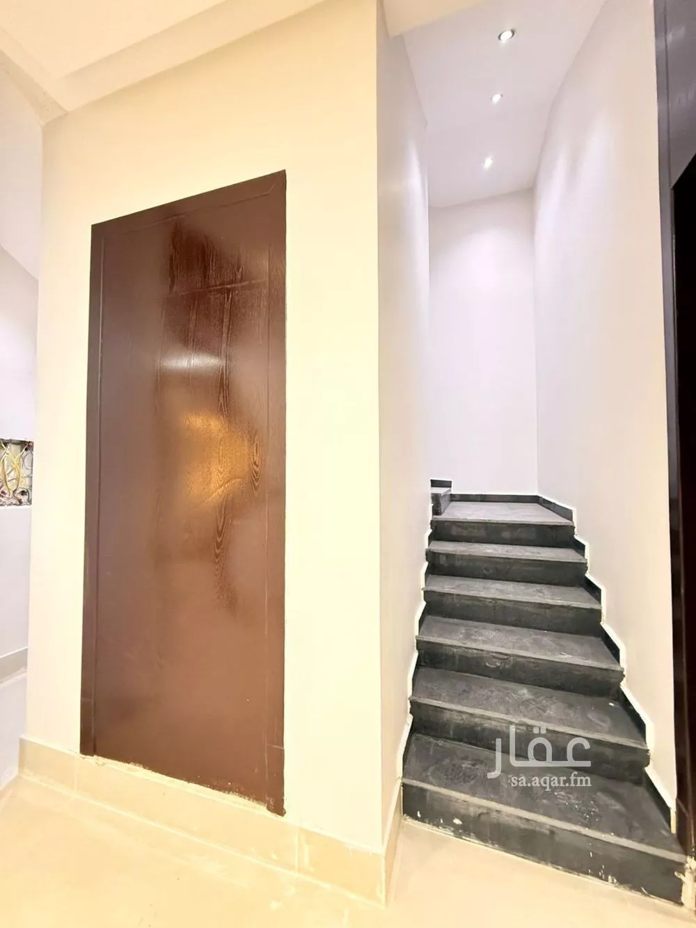 6 bedroom villa in Al Uraija Al Gharbiyah 17