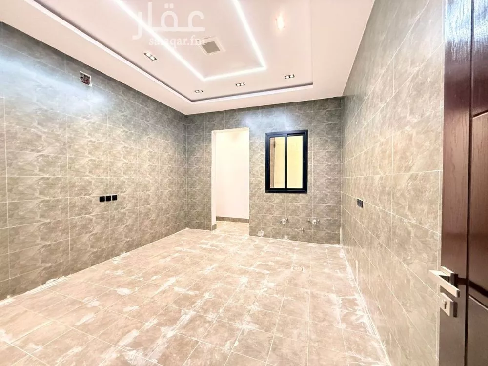 6 bedroom villa in Al Uraija Al Gharbiyah 19