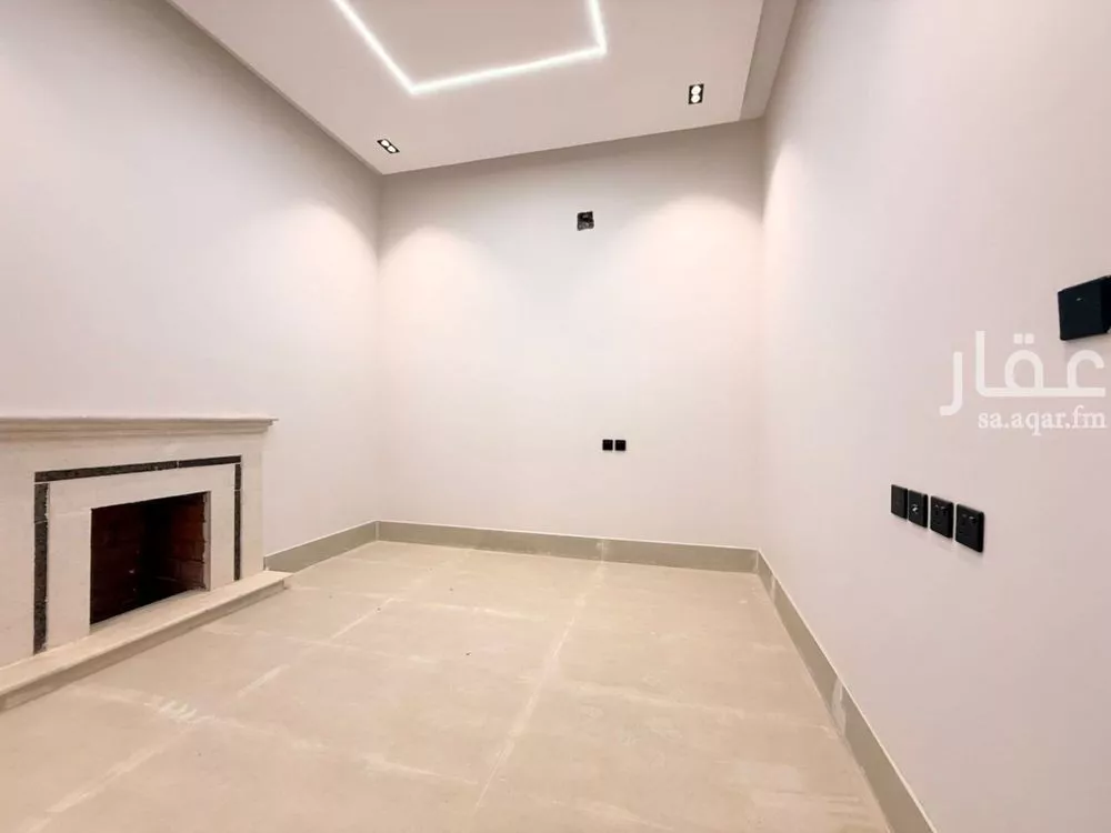 6 bedroom villa in Al Uraija Al Gharbiyah 22