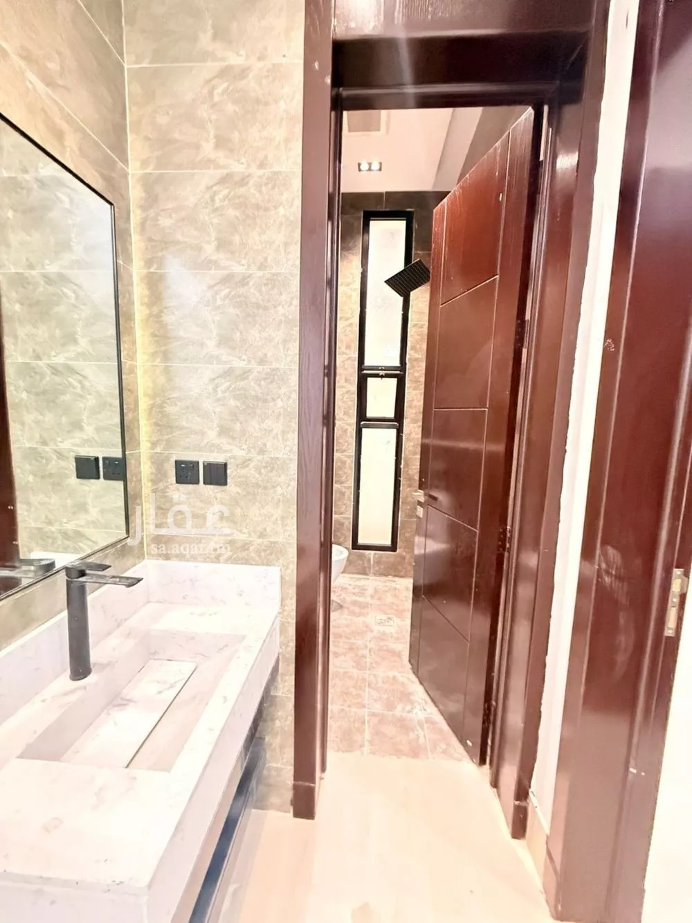 6 bedroom villa in Al Uraija Al Gharbiyah 9