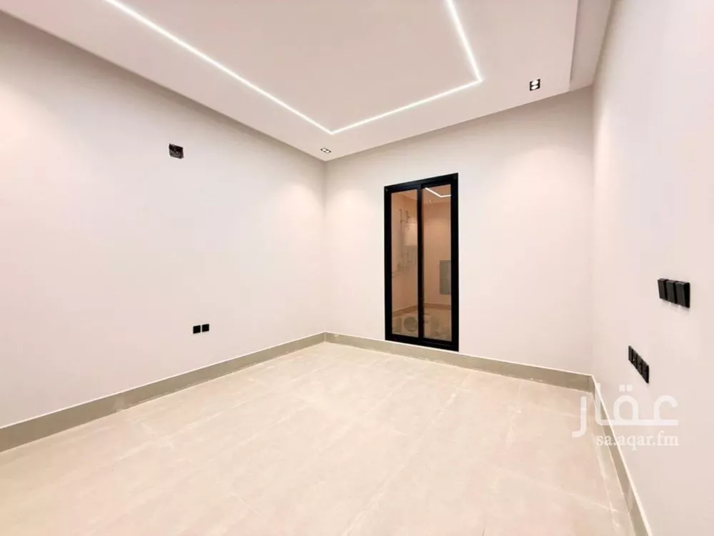 6 bedroom villa in Al Uraija Al Gharbiyah 10